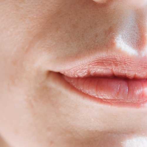 Naturkosmetik - natürliche Lippenpflege für weiche Lippen Naturkosmetik - natürliche Lippenpflege für weiche Lippen