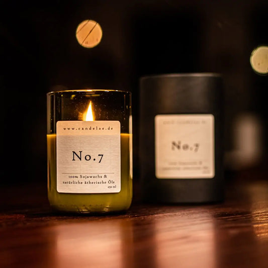 CANDELAE NO.7 natürliche Duftkerze mit ätherischen Ölen für kraftvolle Entspannung 250 ml