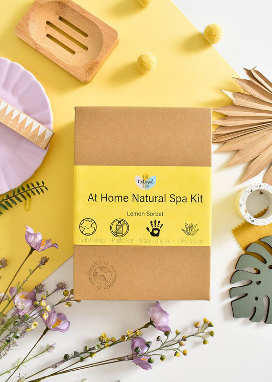 THE NATURAL SPA | WELLNESS GESCHENKSET ZITRONENSORBET | DUFTKERZE, BADESALZ & SEIFE-1