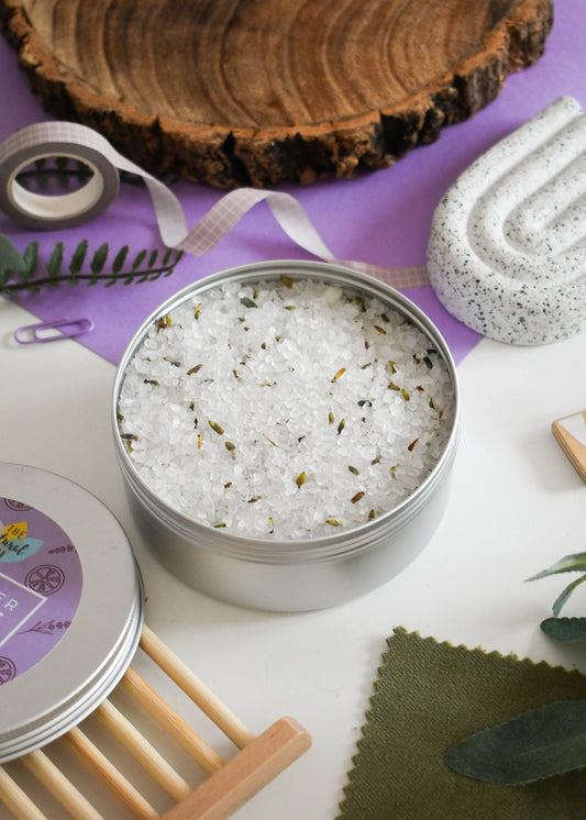 THE NATURAL SPA Lavendel-Limetten Badezusatz mineralische Badesalze 300 g