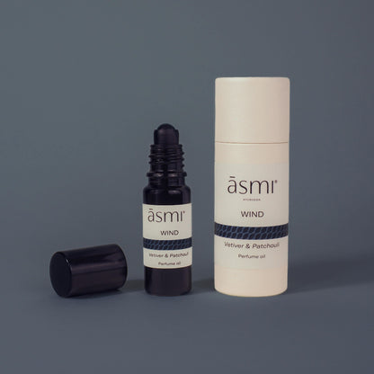ASMI AYURVEDA Parfüm Öl Duft Wind, Flasche und Kartonage