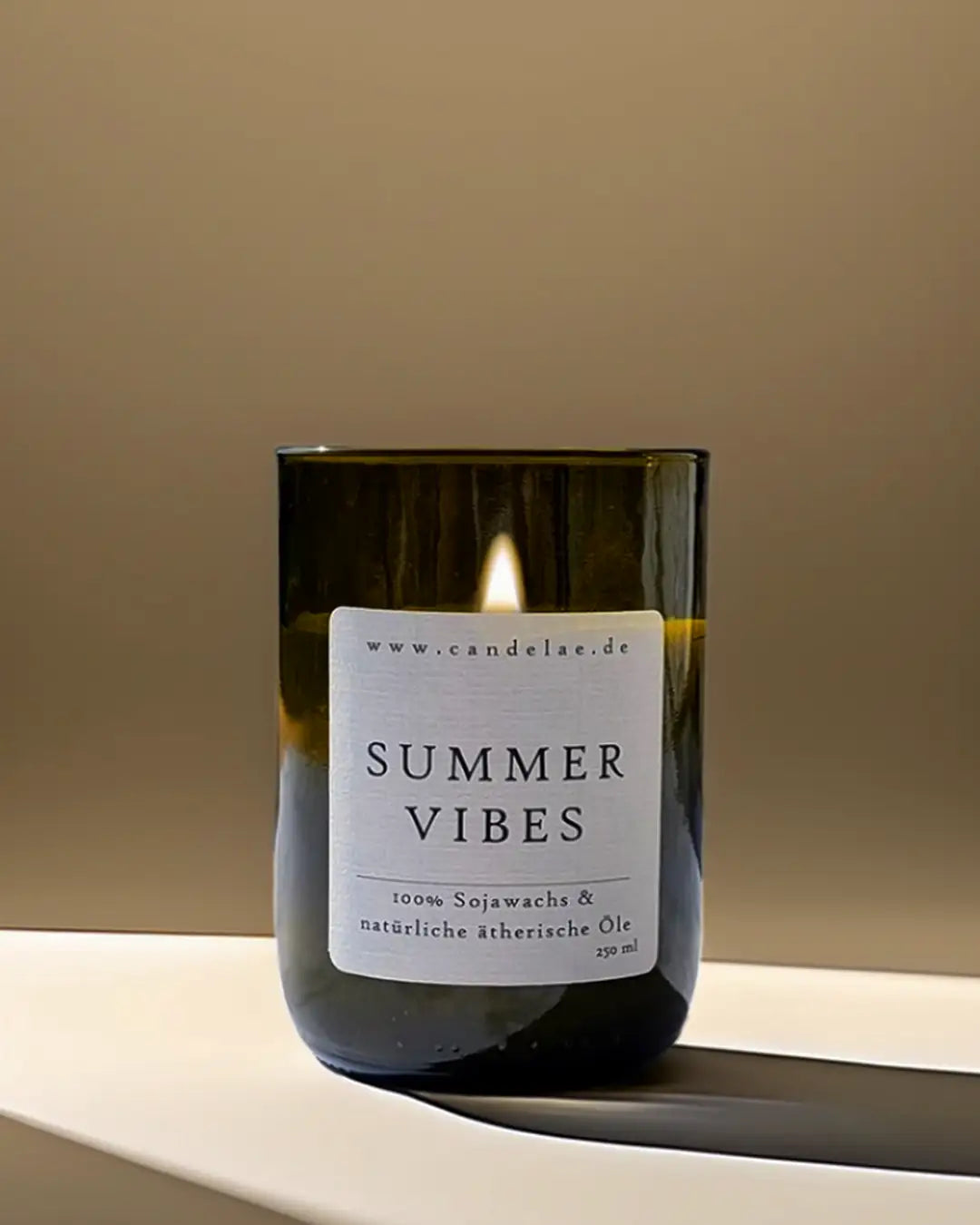 CANDELAE SUMMER VIBES Duftkerze aus Sojawachs für eine sommerliche Frische 250 ml