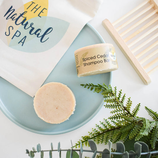 THE NATURAL SPA Zedernholz Shampoo Bar festes Shampoo 1 Stück