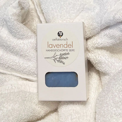 OELFAKTORISCH Dusch- und Pflegeseife mit Lavendel und echten Lavendelblüten 100 g