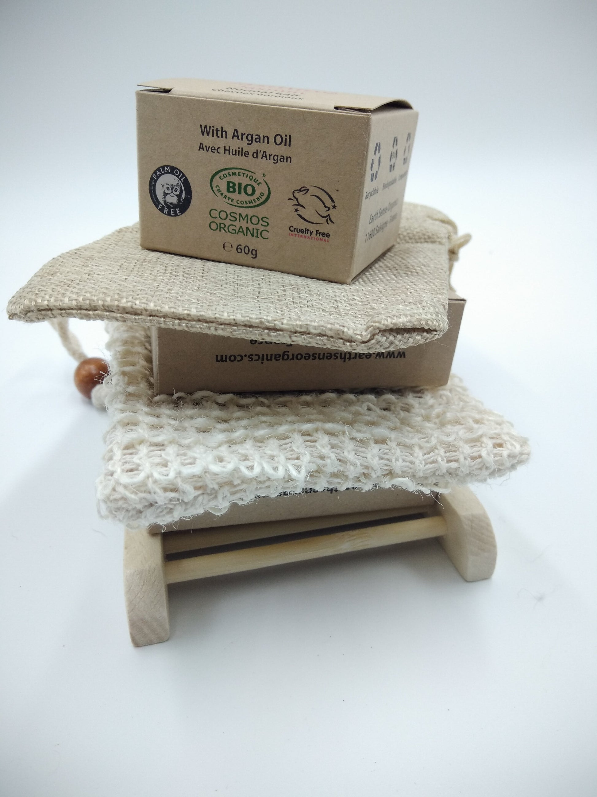 EARTH SENSE ORGANICS | GESCHENKSET SEIFEN, SHAMPOO & ACCESSOIRES-1