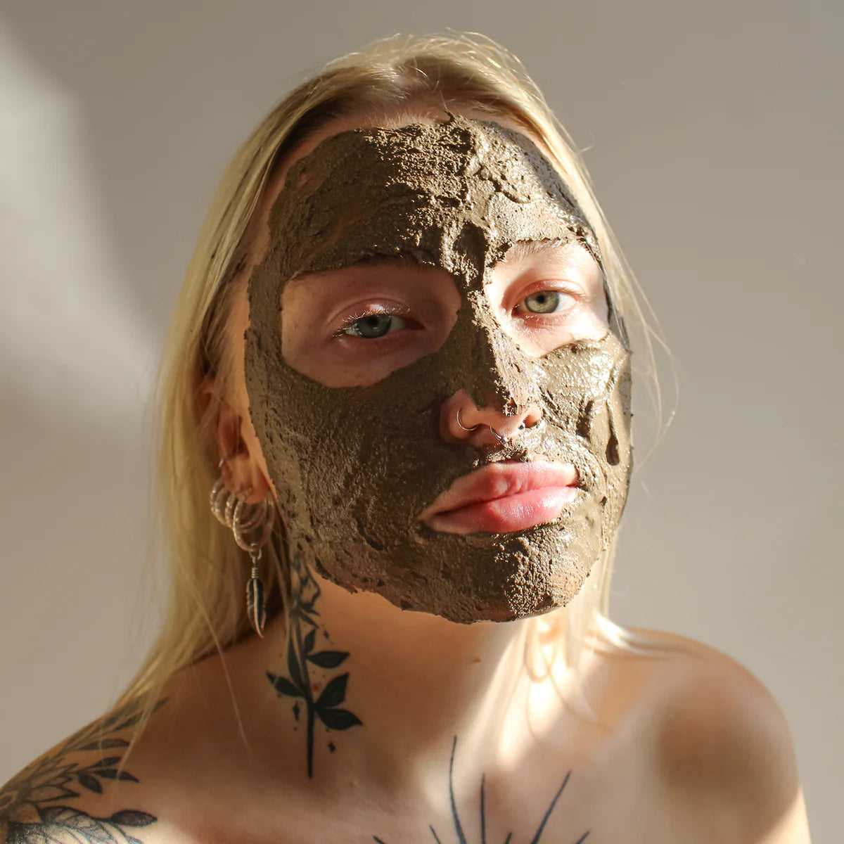 LOELLE Marokkanische Rhassoul Tonerde Maske gegen Unreinheiten 150 g