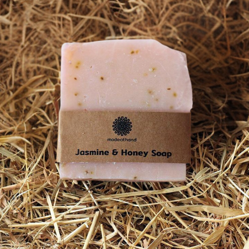 MADEATHAND SEIFE JASMIN & HONIG ca. 100g - 3 Seifen mit Banderolen in Stroh