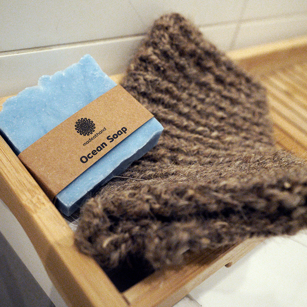 MADEATHAND Wellness Geschenkset - Ocean Seife & Ziegenhaar Peeling-Handschuh