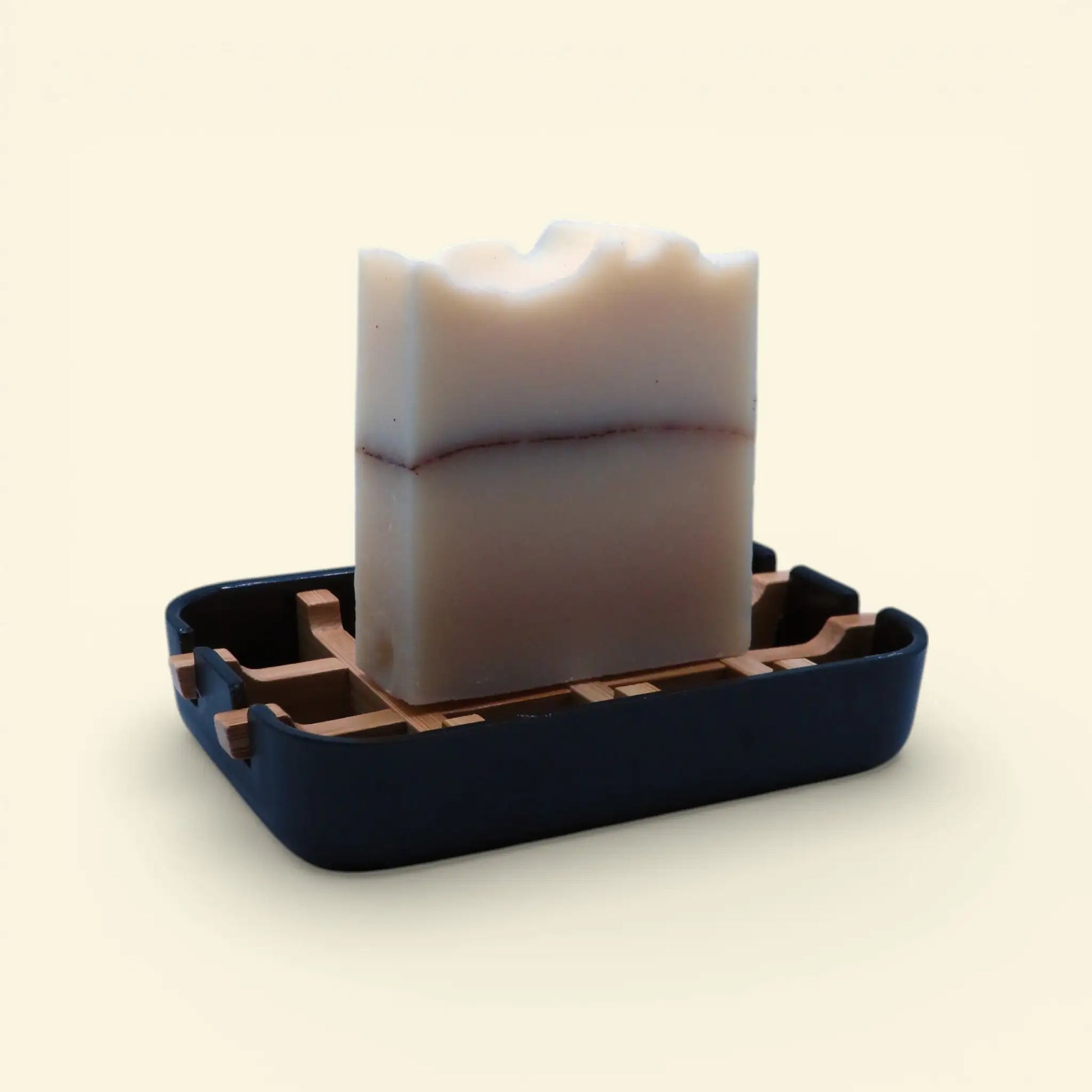 SOAPGUYS Bambus Seifenschale als nachhaltiges Bad-Accessoire