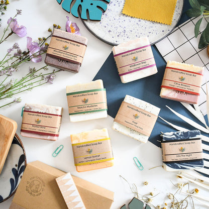 THE NATURAL SPA PROBIERSET HANDGEMACHTE NATURSEIFEN  8 x 100g - diverse Seifen mit Banderole