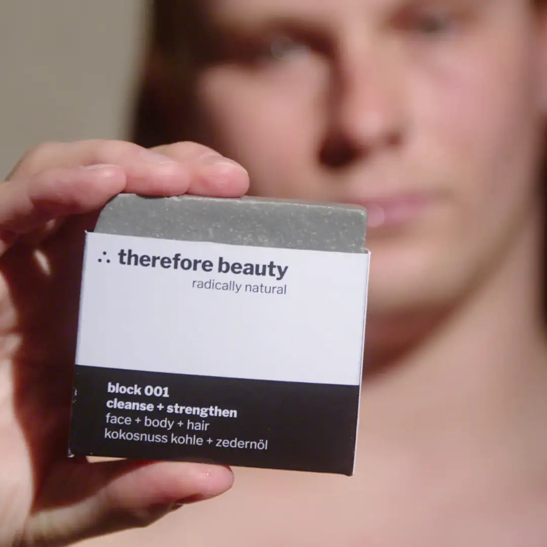 THEREFORE BEAUTY Block 001 klärende Pflegeseife zur Reinigung für Gesicht, Körper & Haare 1 Stück