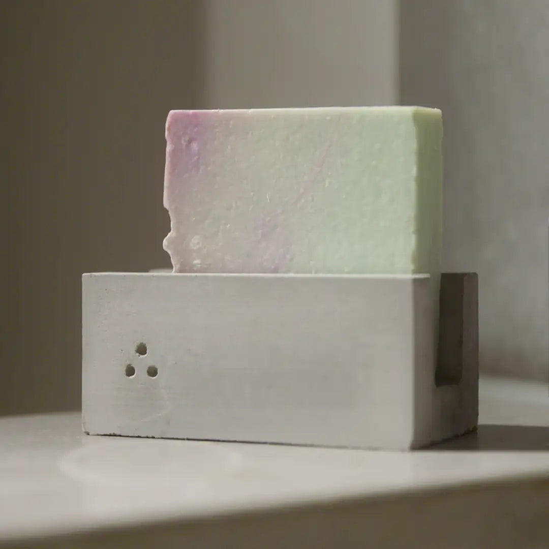 THEREFORE BEAUTY Block 002 nährende Pflegeseife mit Traubenkernöl für reife Haut 1 Stück